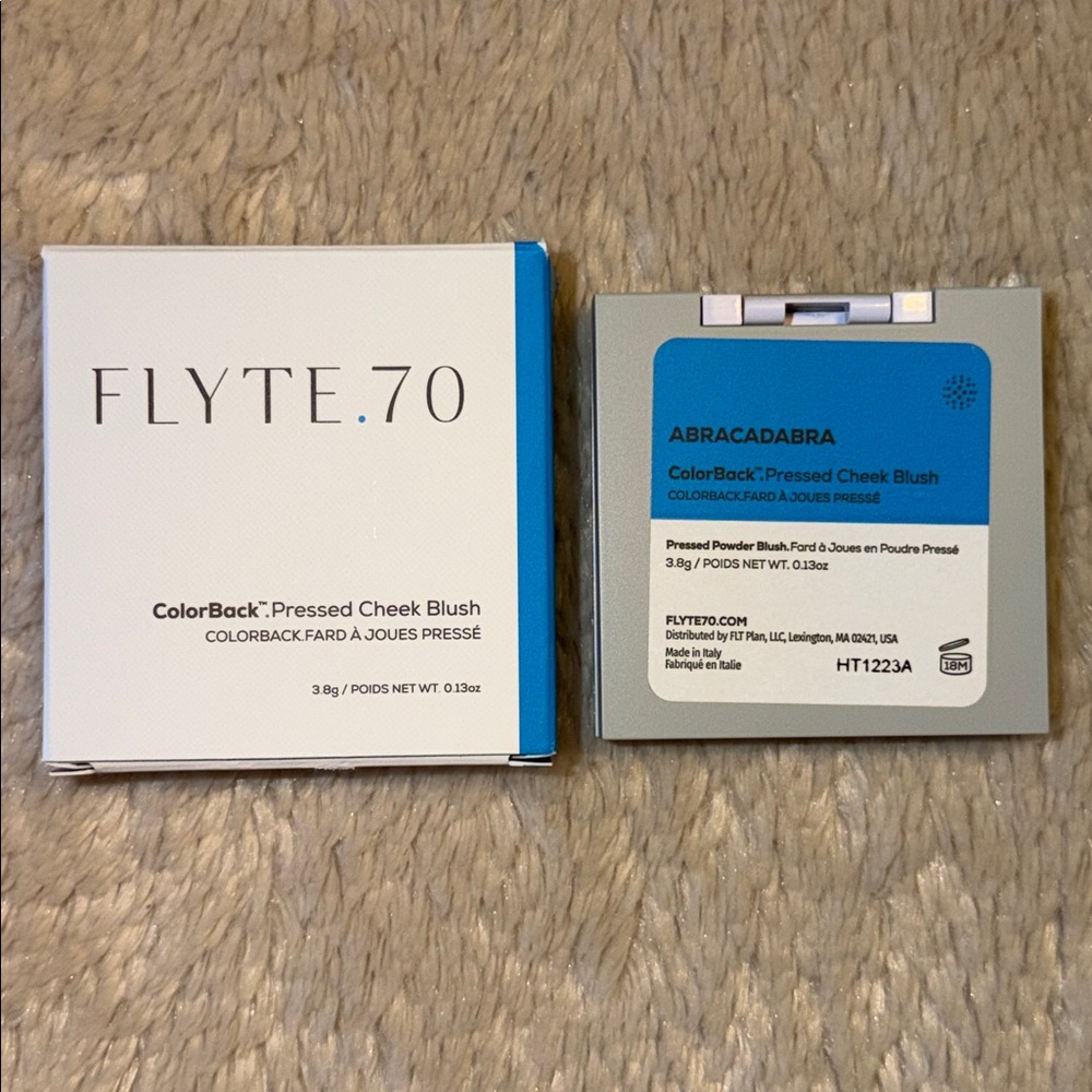 FLYTE.70 ColorBack.Pressed Cheek Blush - Picture 5 of 13